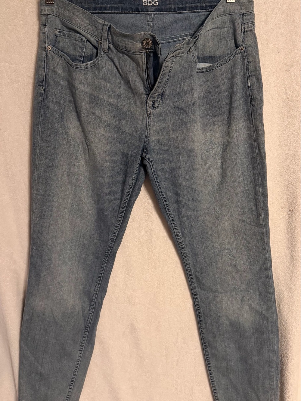 BDG Urban Outfitters Mid Rise Twig Ankle Gray Skinny Jeans Women’s 32x29